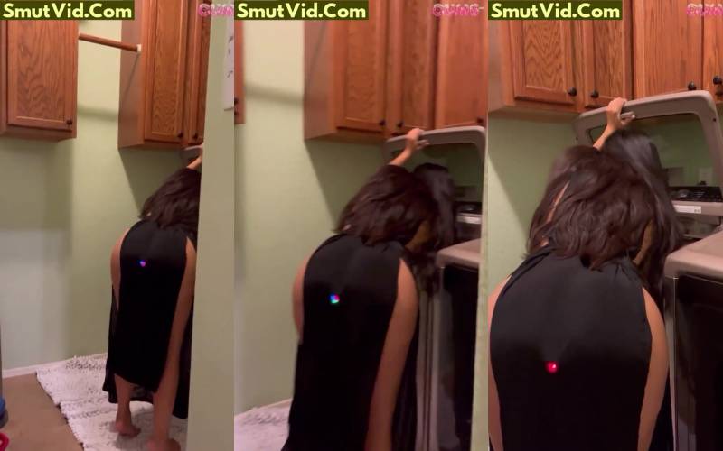 Officialcheekykim  – Masturbate Dildo